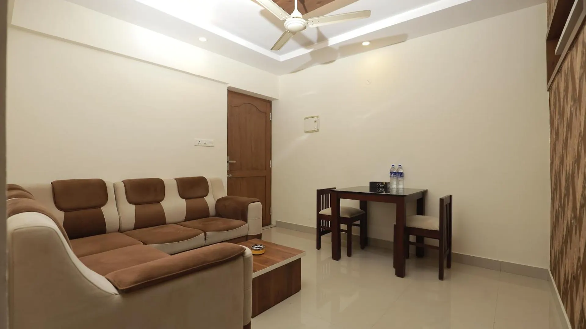 Lavender Airport Suite Kochi Apartament