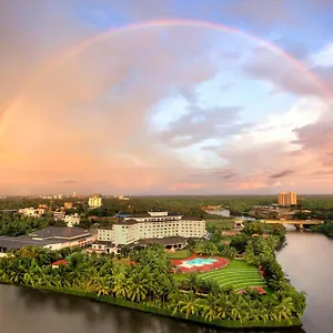 5* Курортный комплекс Le Meridien