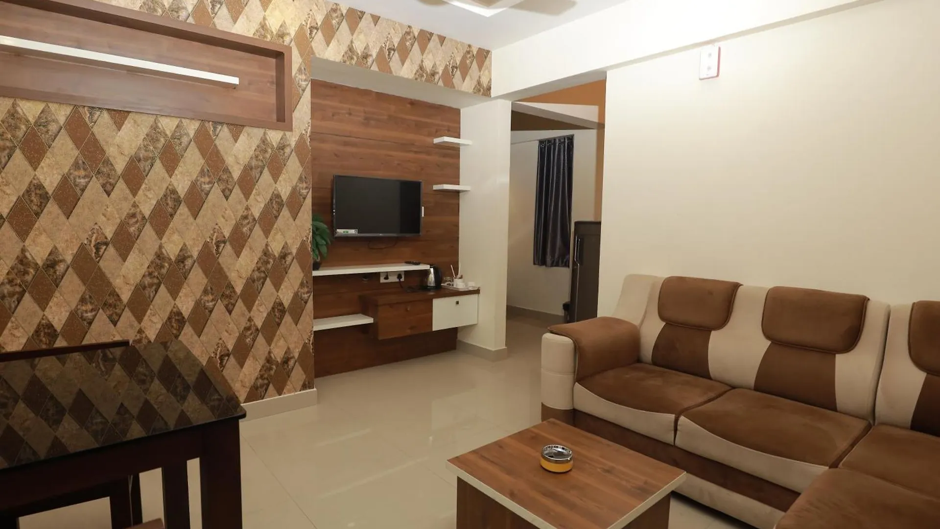Apartment Lavender Airport Suite Kochi